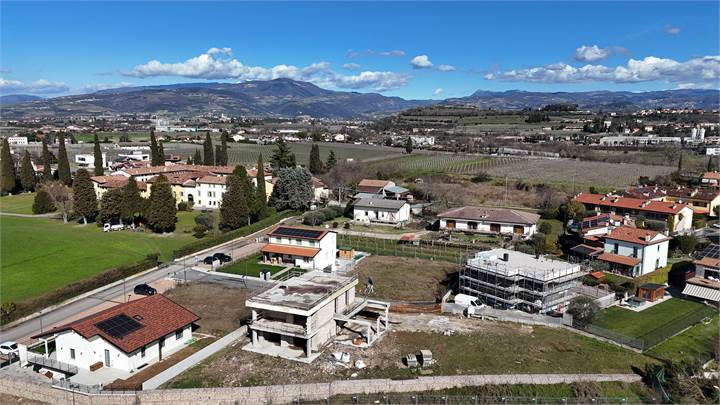 SETTIMO DI PESCANTINA - Lotto edificabile