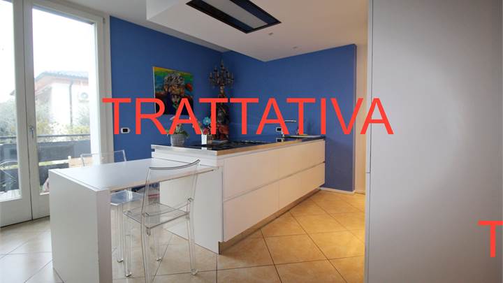 SOMMACAMPAGNA - Duplex recente, senza spese condominiali, indipendente con ampio garage 