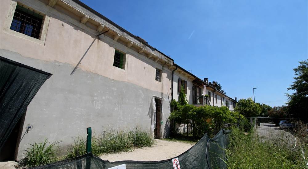 Photo 36
