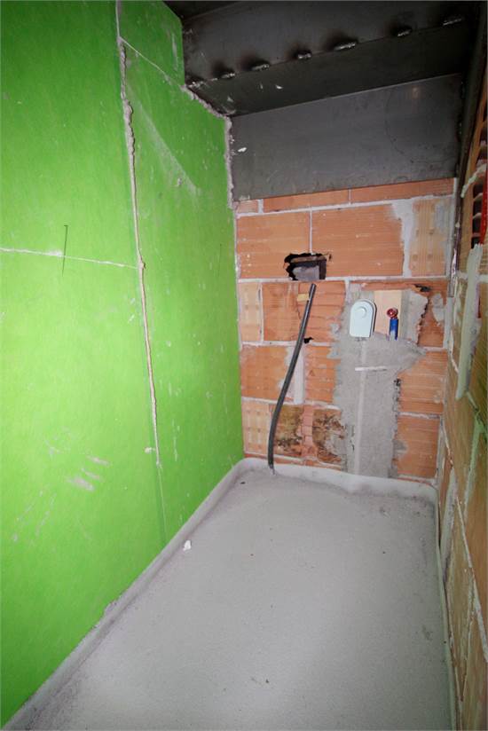 Photo 33